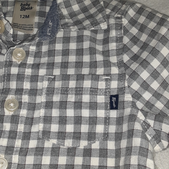 Baby Bgosh (oshkosh) Button down long sleeve onesie. 12 months - Picture 5 of 6